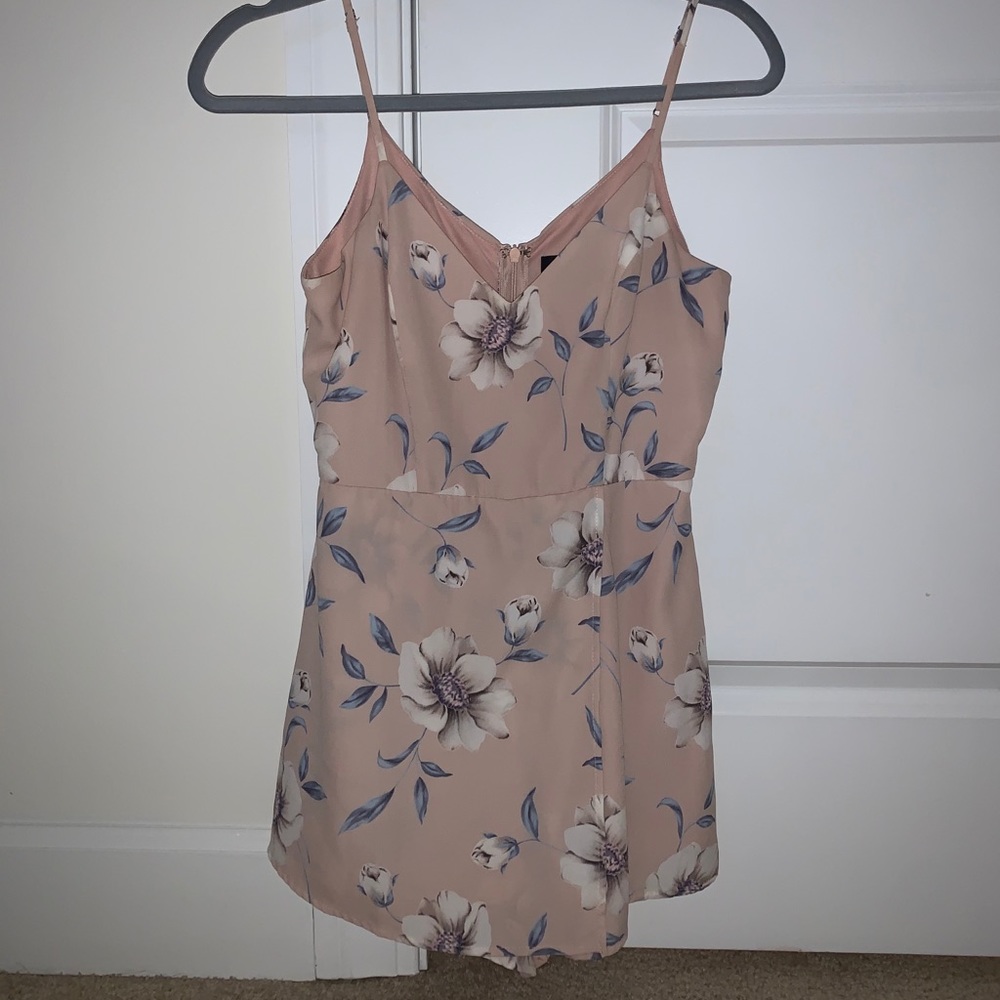 Adorable floral romper!